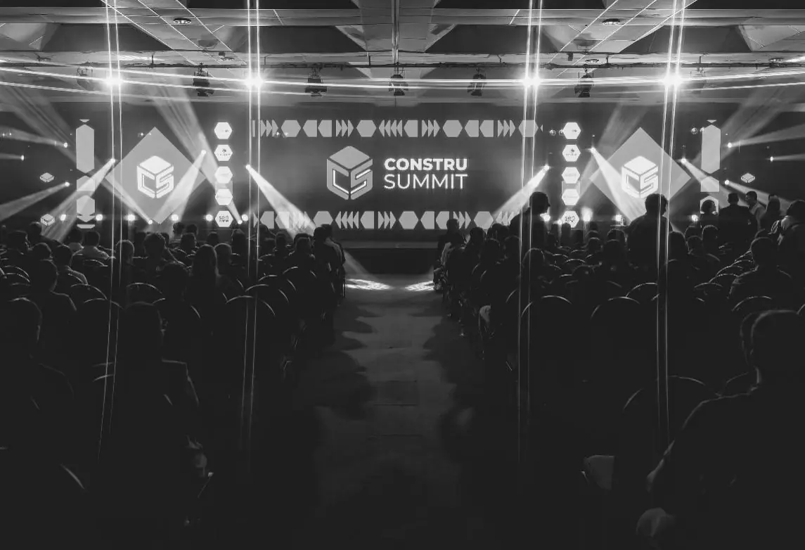 Construsummit 2024 reúne 2.000 pessoas, entre 1.400 C-Levels, e se consolida como o maior evento de gestão e tecnologia para a indústria da construção